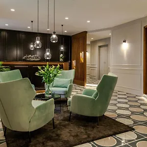 Eye- Boutique Suites, By Bqa Hungria